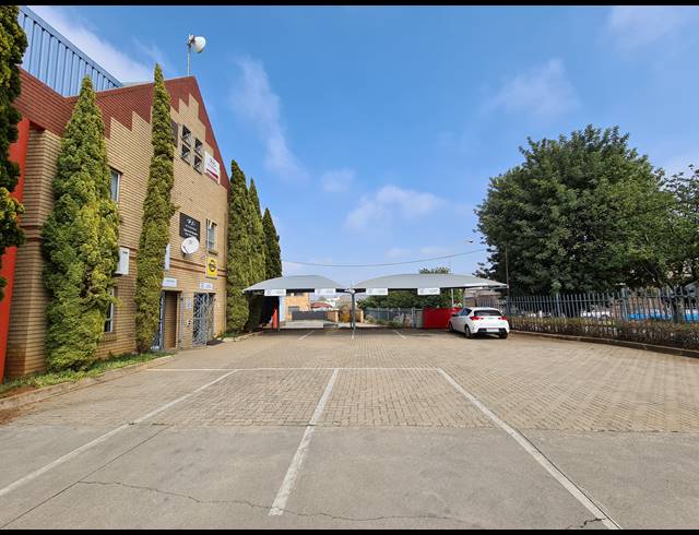 1,414M² WAREHOUSE TO LET IN MEADOWDALE